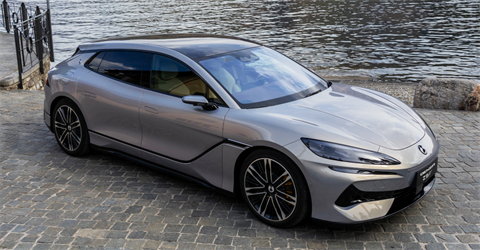 Houd je vast: deze auto kun je in 9 minuten helemaal volladen