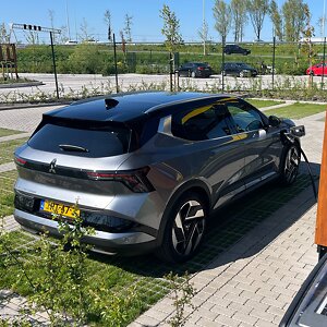 Waarom je de Mitsubishi Eclipse Cross boven de Renault Scenic verkiest
