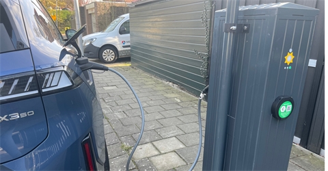 Laadinfrastructuur? Sector stippelt route naar circulaire laadpaal uit