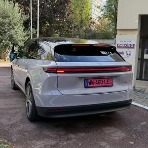 Li Auto kiest Parijse autobeurs als springplank supersnel ladende Li 6