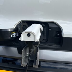 Energieleveranciers: vergoeding voor honderdduizenden huishoudens bij slim EV opladen