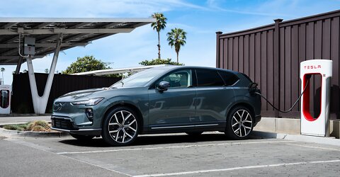 Laadgemak: Volvo EV's krijgen beter toegang tot Tesla Superchargers
