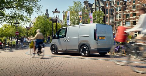 1000ste Kia PV5 geleverd! Elektrische bestelwagen maakt mobiliteit efficiënter, slimmer en toekomstbestendiger 