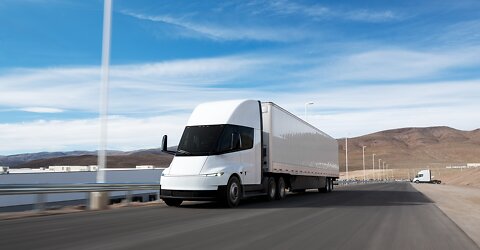 Tesla Semi: "Elektrische truckmarkt kan de borst nat maken"