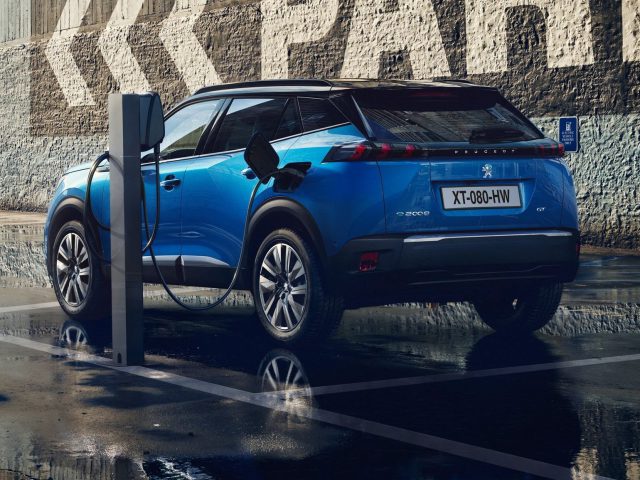 2020 Peugeot e-2008