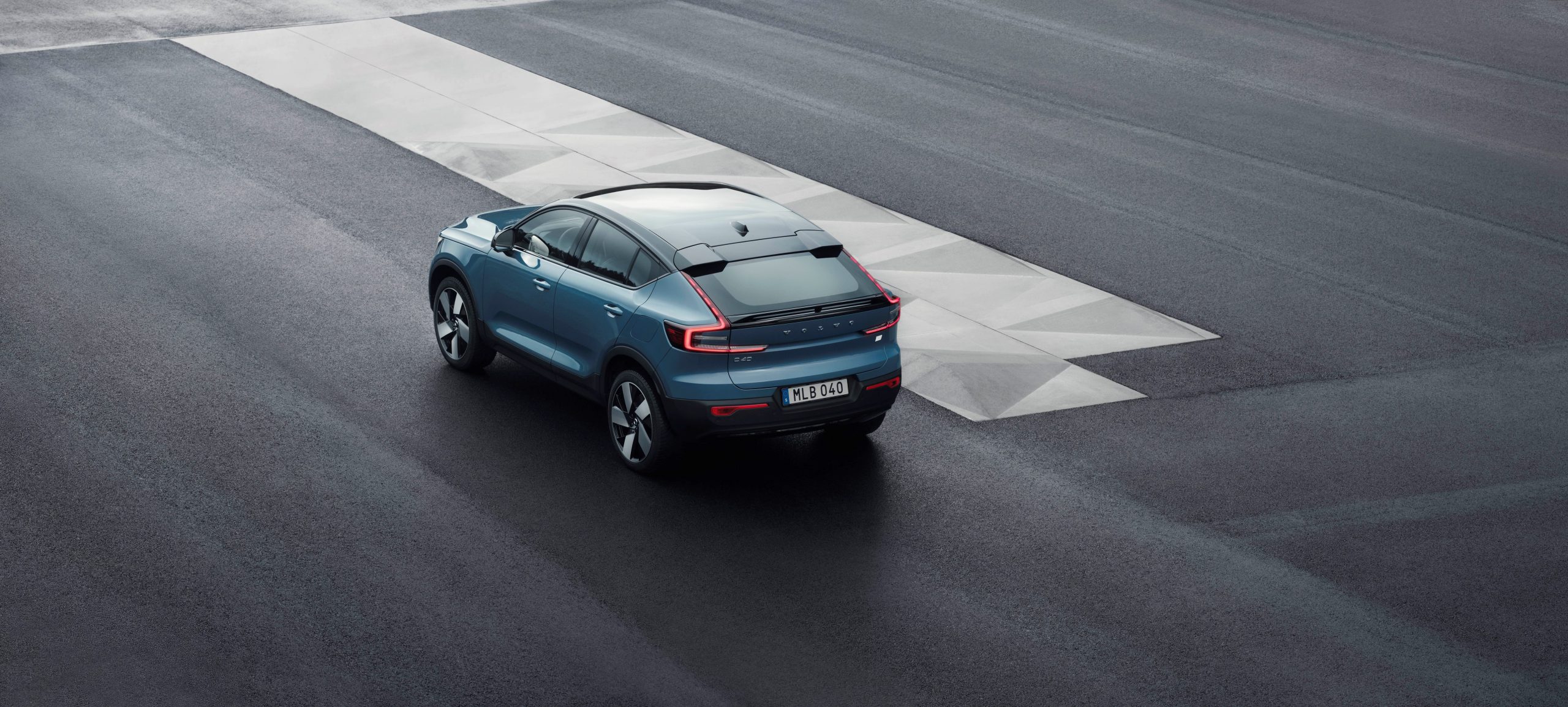 Volvo C40 Recharge Studio
